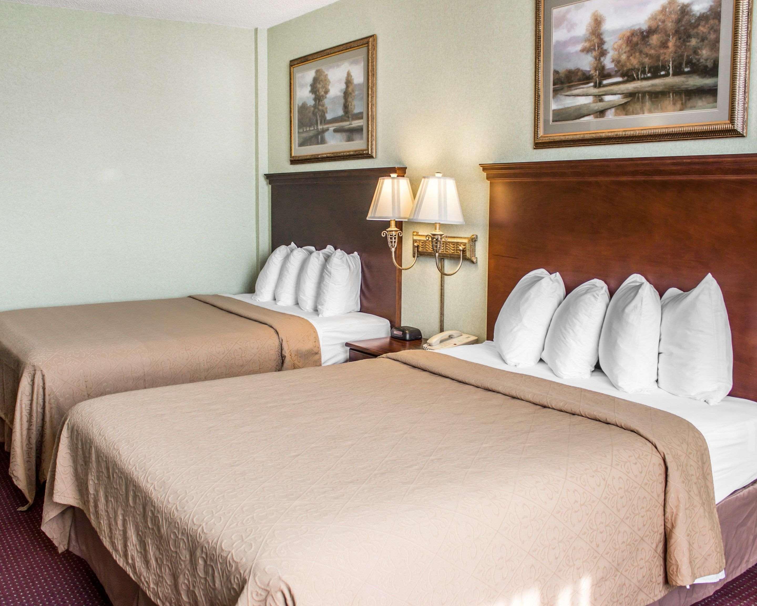 Quality Inn & Conference Center Franklin Bagian luar foto